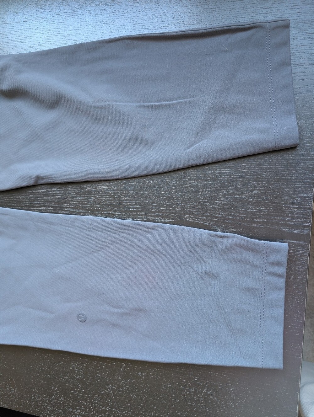 Lululemon On The Fly Pant 28" in Melanite - Picture 10 of 12